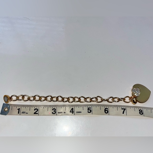 Charm Bracelet Gold Tone Heart Chain Rhinestones Magnetic Closure - Picture 5 of 6
